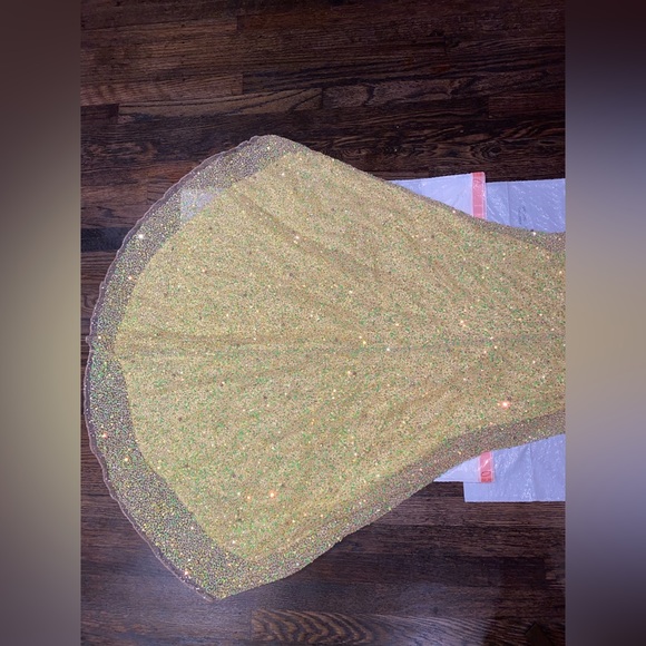 Portia and Scarlett prom dress worn for three hours. Bought for over $650.00. - Picture 7 of 13